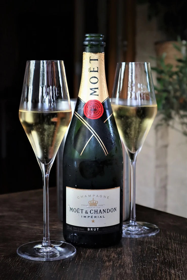 Tras las Burbujas: El Arte de Crear Moët & Chandon